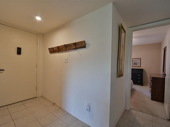 5th image of 519 Midway Dr #A