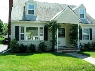 102 Madison St, Hackettstown, NJ 07840