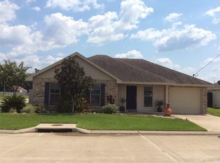 5605 Shadowbend Cir N, Lumberton, TX 77657
