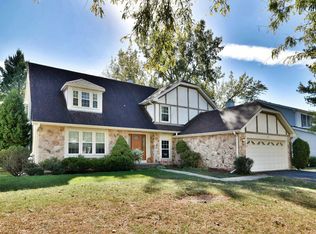 55 Meyerson Way, Wheeling, IL 60090