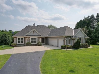 S32W32807 Bethania LANE, Dousman, WI, 53118