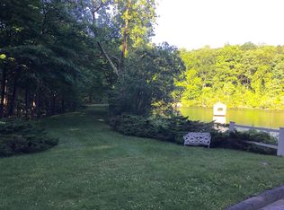 4 Long Pond Ct, Armonk, NY 10504