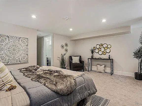 406 S Pearl St — Photo 23