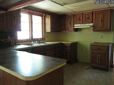 5th image of 4640 Englesson Dr NW