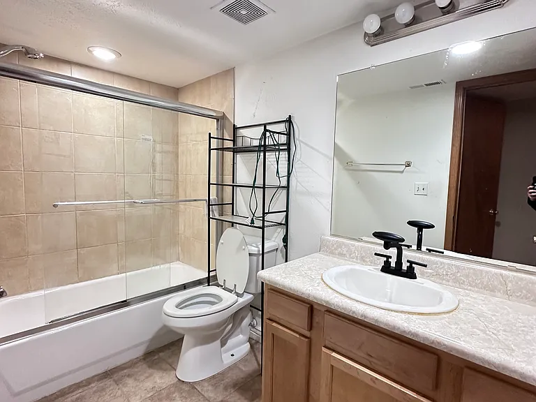 10491 W 83rd Pl — Photo 4