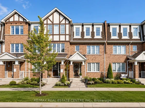32 Bluegill Cres, Whitby, ON L1P 0E4
