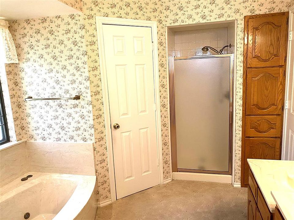1st image of 1869 Larkspur Dr