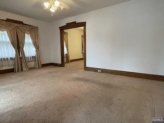 188 Laurel Ave #1 — Photo 6