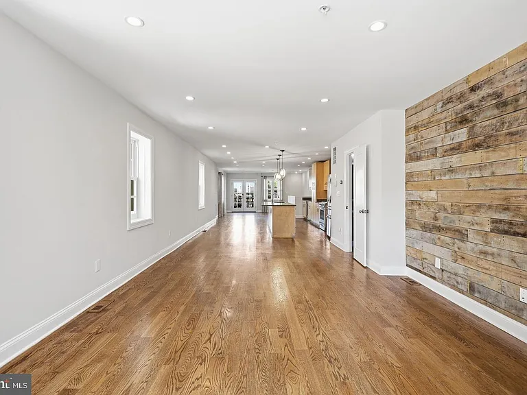 1820 Independence Ave SE #1 — Photo 13