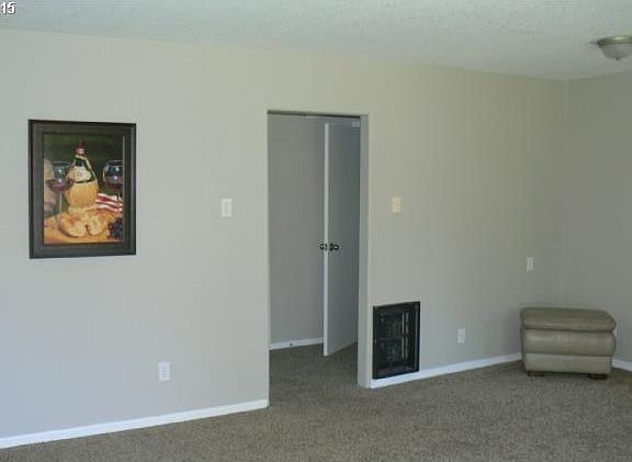 5th image of 12400 NE 39th St