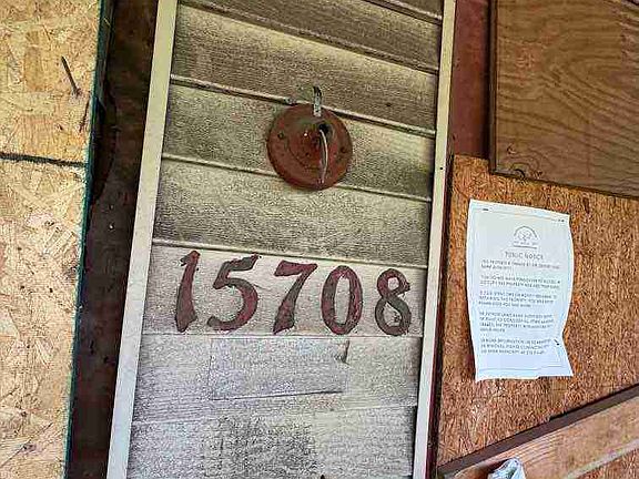 15708 Lawton