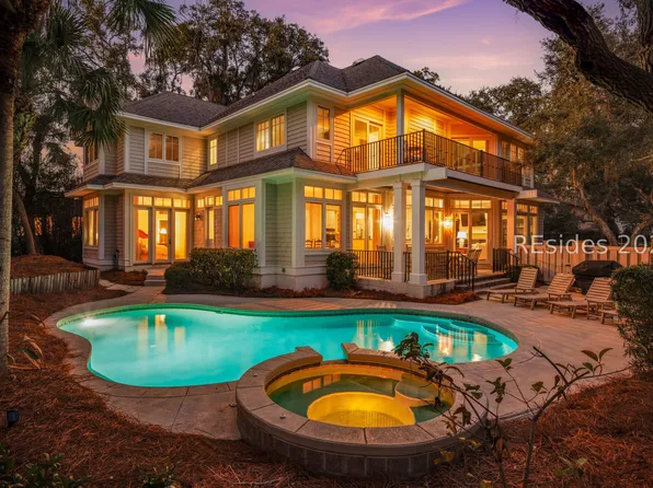 30 Ruddy Turnstone Rd, Hilton Head Island, SC 29928