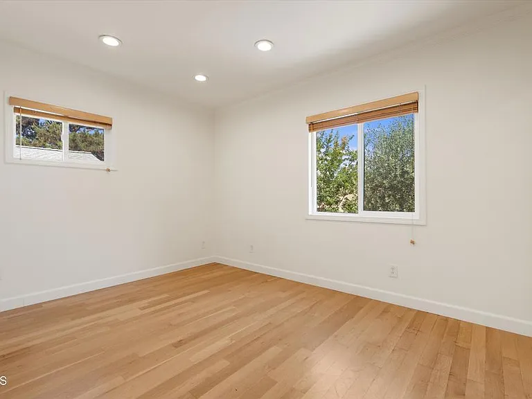 6224 Springvale Dr — Photo 8