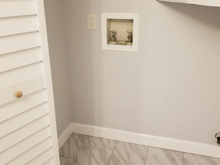 3633 Meriden Ave #A — Photo 12