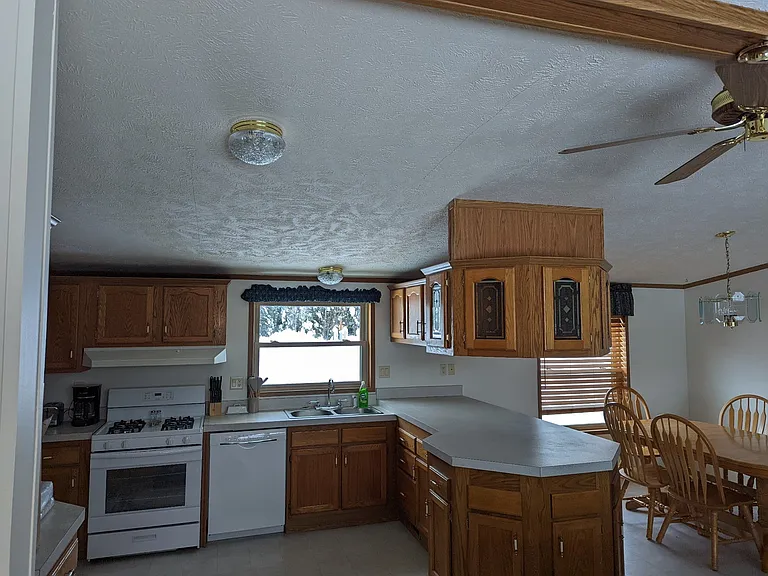 3148 Halcyon Dell Rd — Photo 8