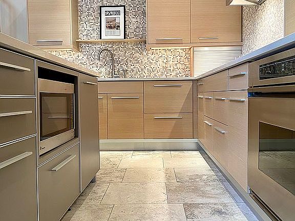 Undercounter Refrigerator 