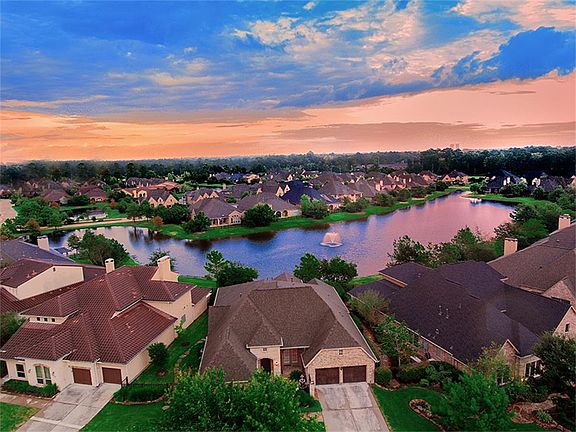 2nd image of 118 W Crystal Canyon Cir