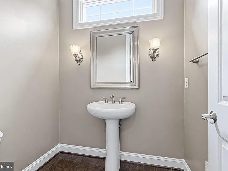 1751 Tysons Crest Ln — Photo 42