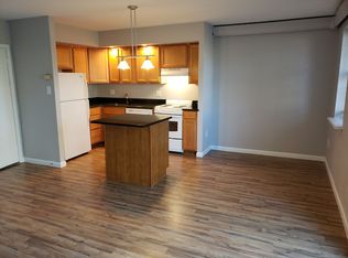 17 Llanfair Rd #LL-005, Ardmore, PA 19003