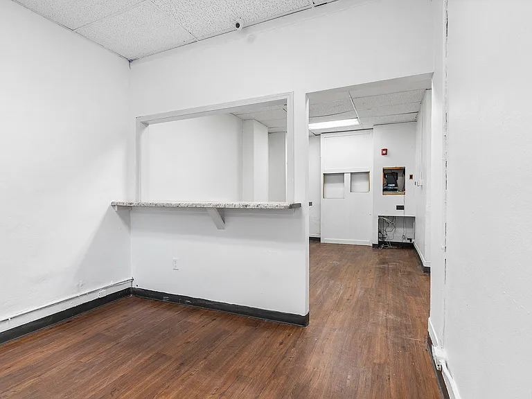 Forest Park Apartments — Photo 28