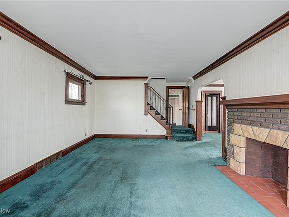 5th image of 4140 W 160th St