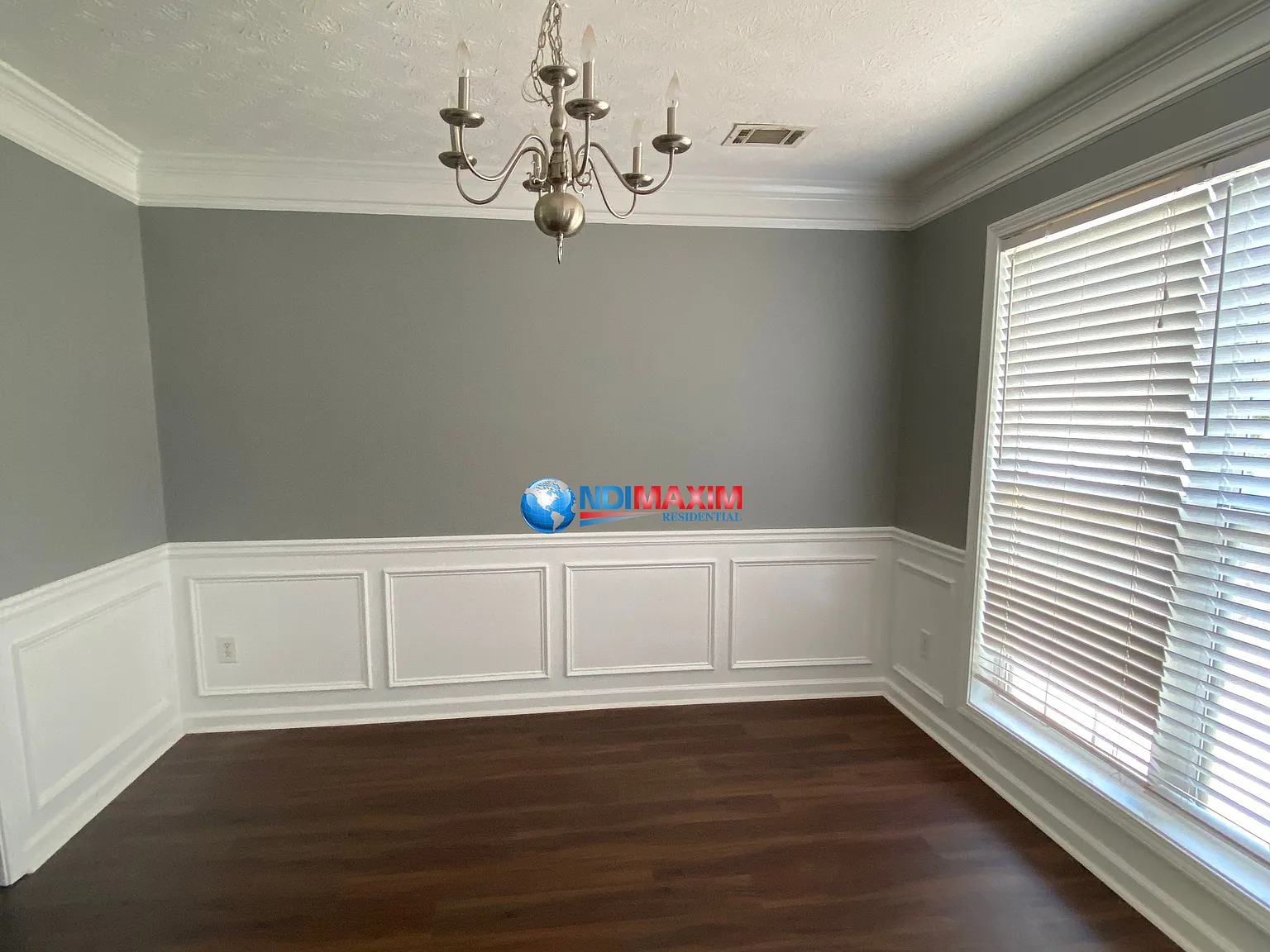 4 bed, 2.5 bath, 2334 sqft, $2,095 — Photo 4