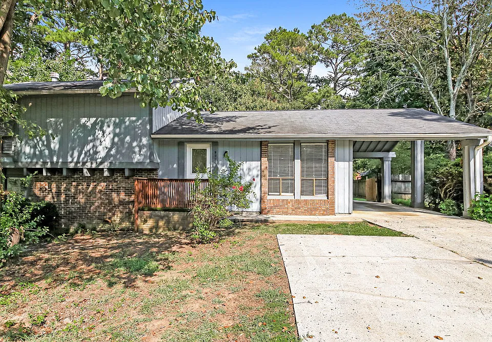 9036 Sterling Ridge Ln