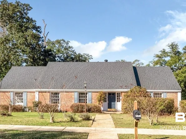 4543 Kingsway Dr, Mobile, AL 36608
