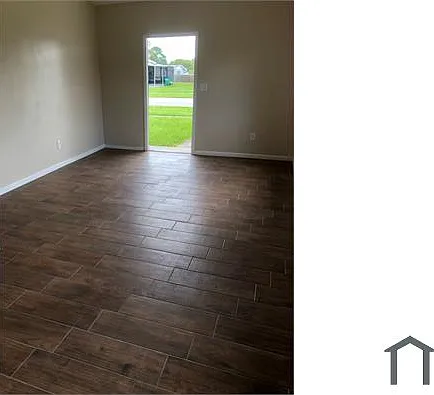 1162 Hampshire Ave — Photo 1