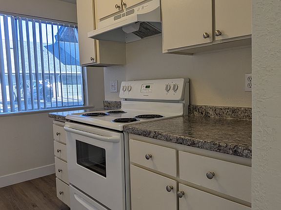 2nd image of 2710 NE 86th Ave APT 4