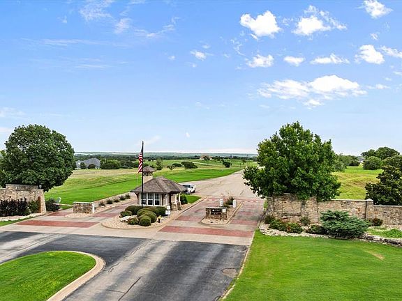 2nd image of 6101 Retreat Clubhouse Dr