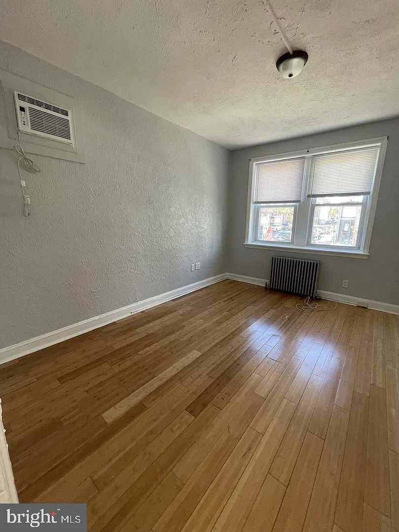 1 bed, 1.0 bath, 800 sqft, $1,250 — Photo 3