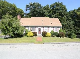 12 Freedom Ct, Johnston, RI 02919