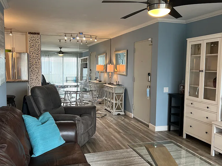1855 Diamond St #114 — Photo 28