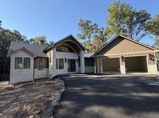 256 Fairview Dr, Blue Ridge, GA 30513