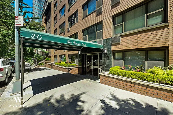 Rented by Warburg | media 6