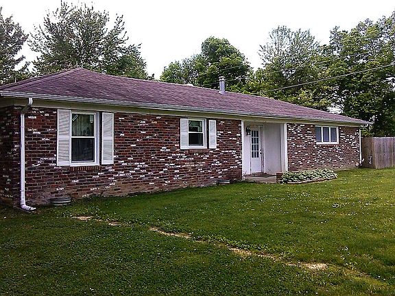 3rd image of 100 Donald Dr