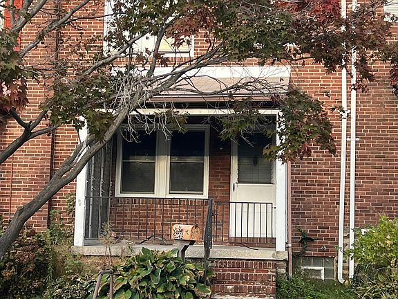 2nd image of 21 Enjay Ave
