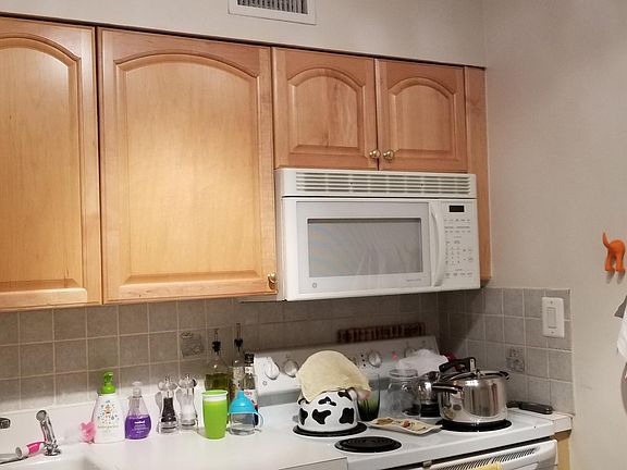 5th image of 1590 Anderson Ave APT 9H