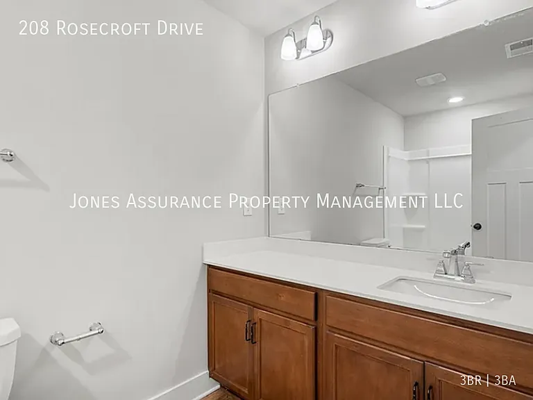 208 Rosecroft Dr — Photo 15