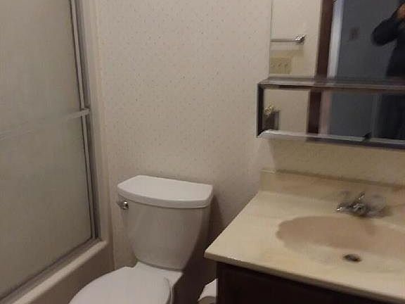 4th image of 2023 Monroe Ave #2023B