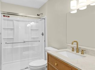 73 S Michigan Ave, Pasadena, CA 91106