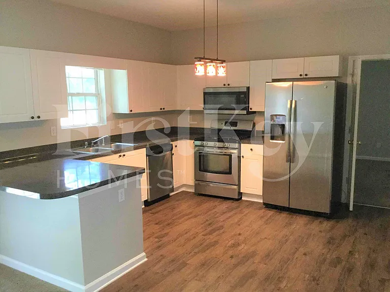 2324 Sandspring Dr SW — Photo 7