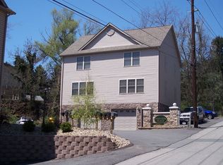 2 Pineview Pl, Morgantown, WV 26505