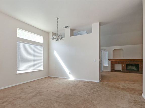3rd image of 6017 Barcelona Dr