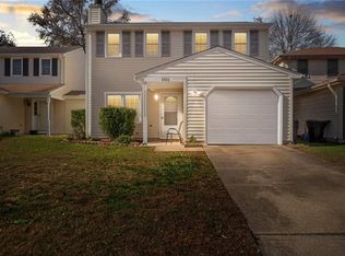 1511 Oak Knoll Ln, Virginia Beach, VA 23464