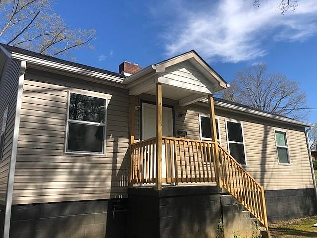 1st image of 513 Arlington Cres