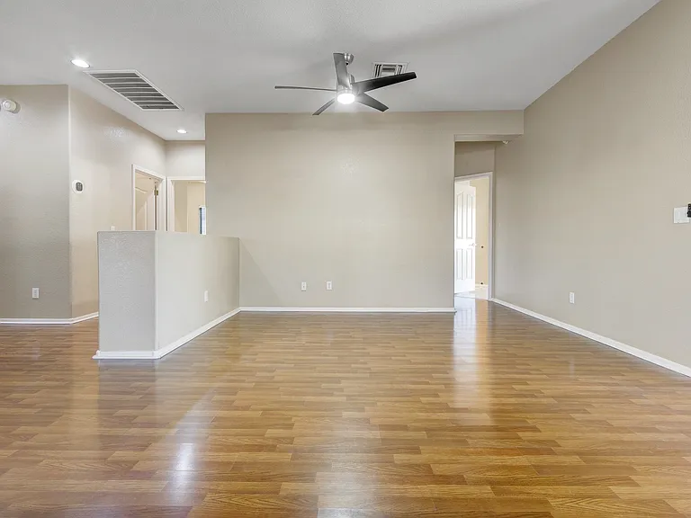 6602 W Honeysuckle Dr — Photo 9