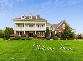 72 Thompson Grove Rd, Manalapan, NJ 07726