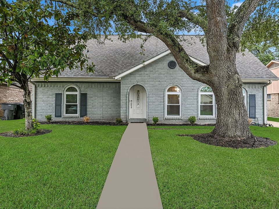 1st image of 7923 Dawnridge Dr